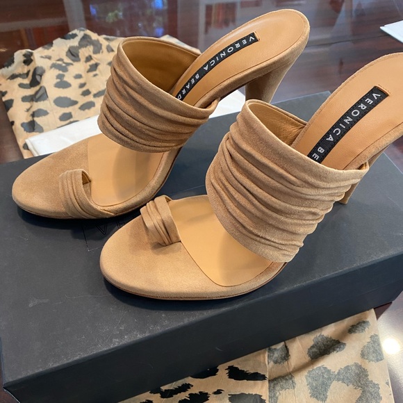 Veronica Beard Shoes - New Veronica Beard Orla Sandal